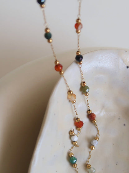 Renkli Boncuklu Zincir Kolye