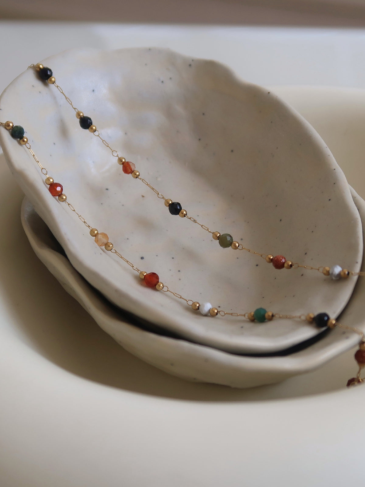 Renkli Boncuklu Zincir Kolye