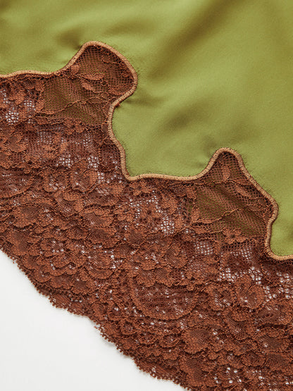 Dantel Detaylı Saten Mini Etek